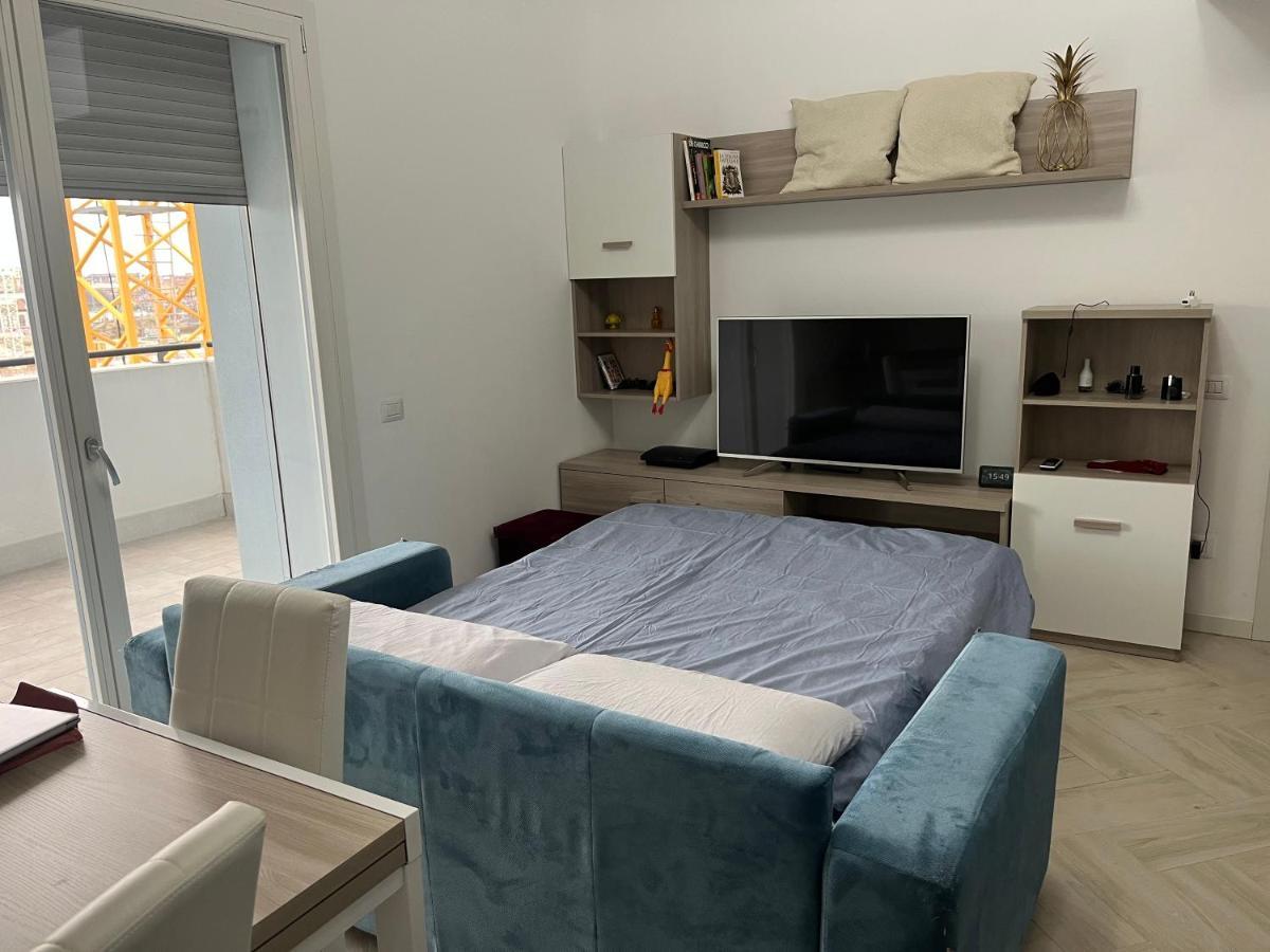 Monolocale Bicocca Apartment Милано Екстериор снимка